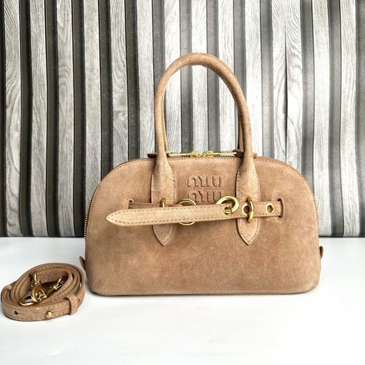 MİU MİU AVENTURE KUM